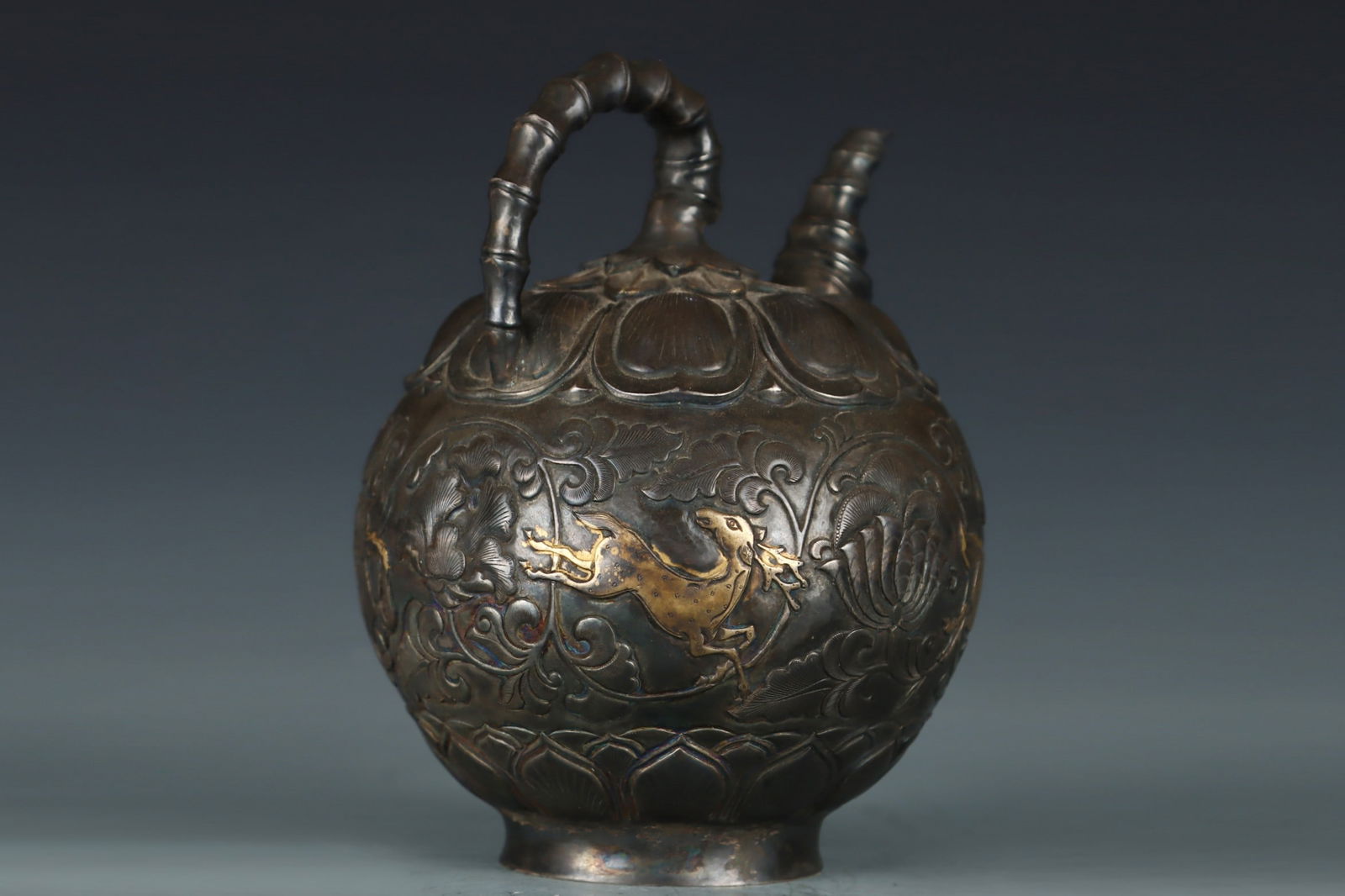 A Exquisite Silver Carved Auspicious Beast Pattern Ewer - 3