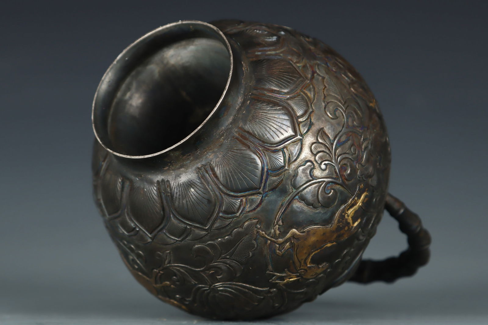 A Exquisite Silver Carved Auspicious Beast Pattern Ewer - 8