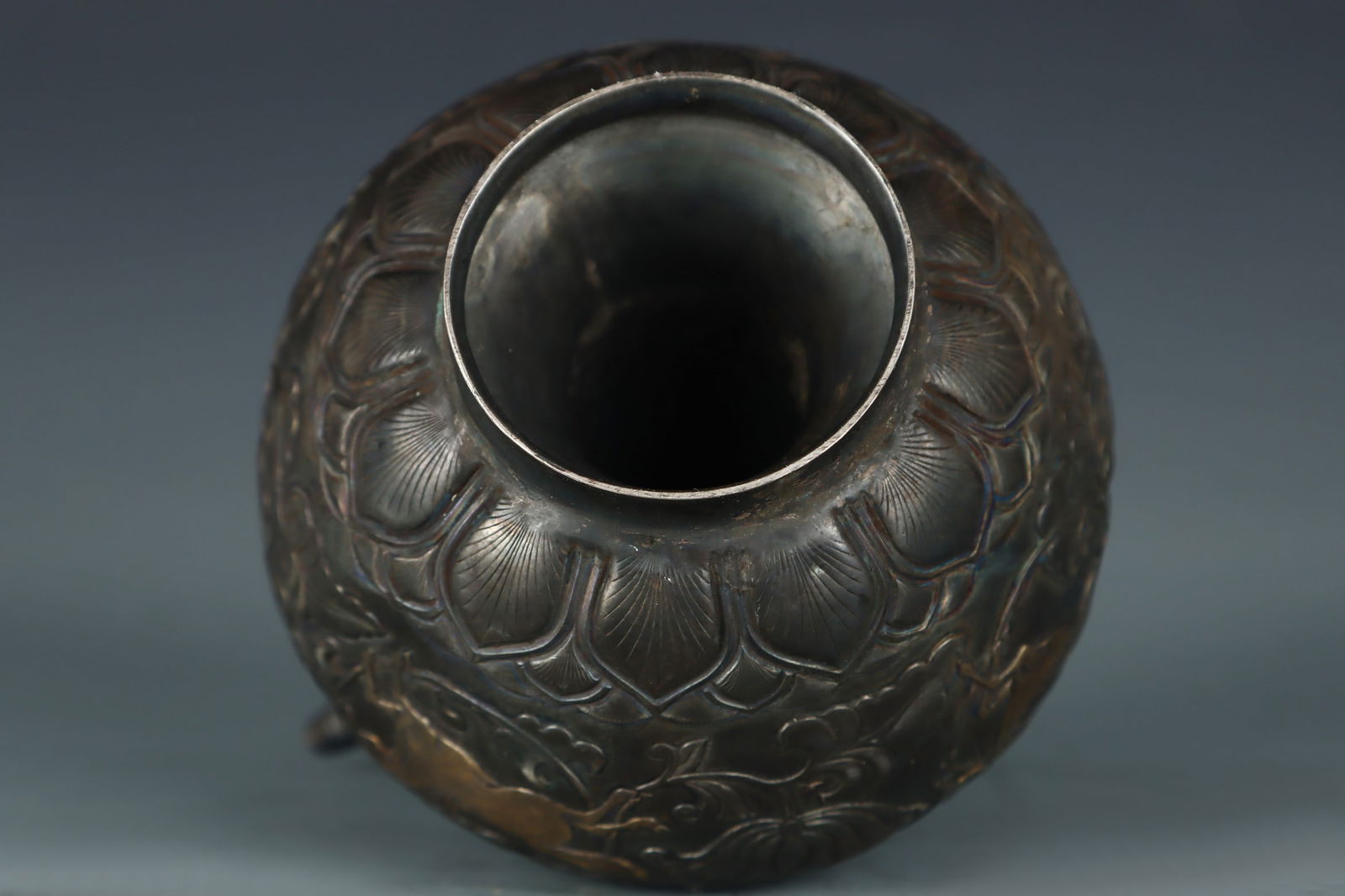 A Exquisite Silver Carved Auspicious Beast Pattern Ewer - 9