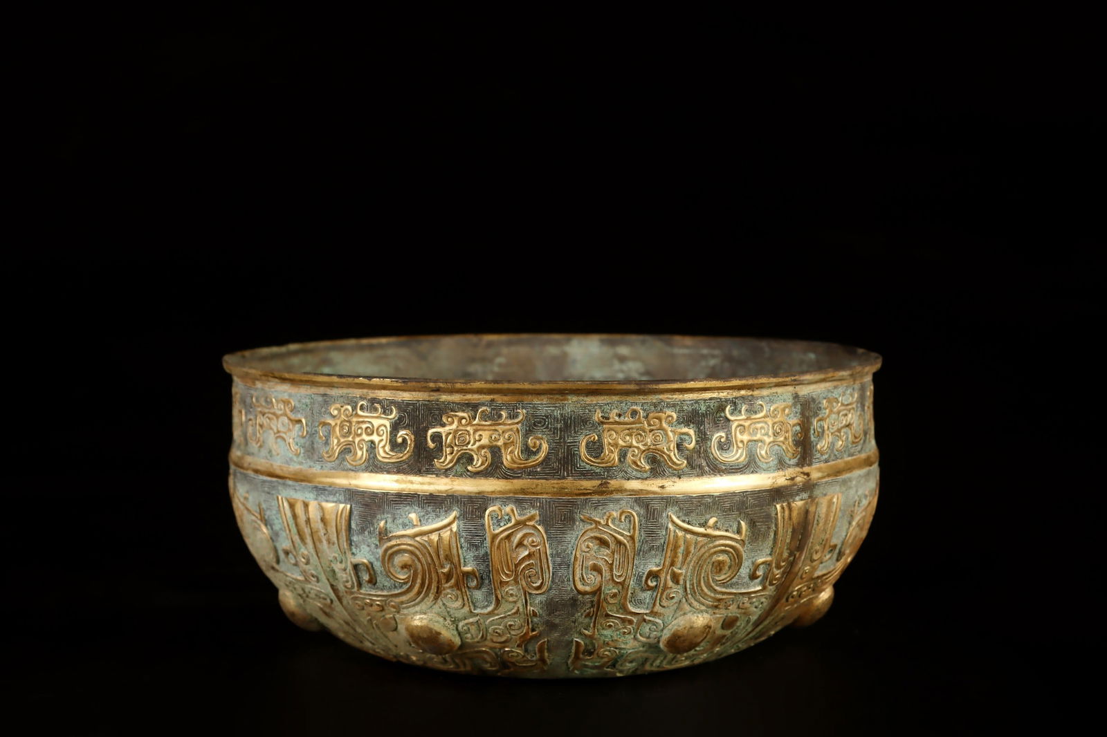 A Exquisite Gilt Silver Beast-Face Pattern Basin - 2