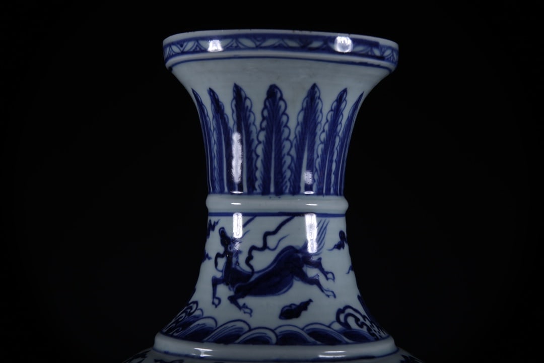 Blue and White Figures Pattern Vase - 2