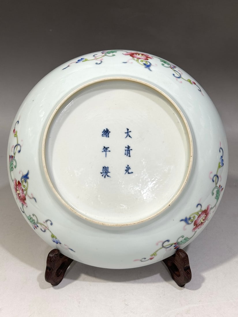 A Exquisite Doucai Dragon Pattern Plate - 7