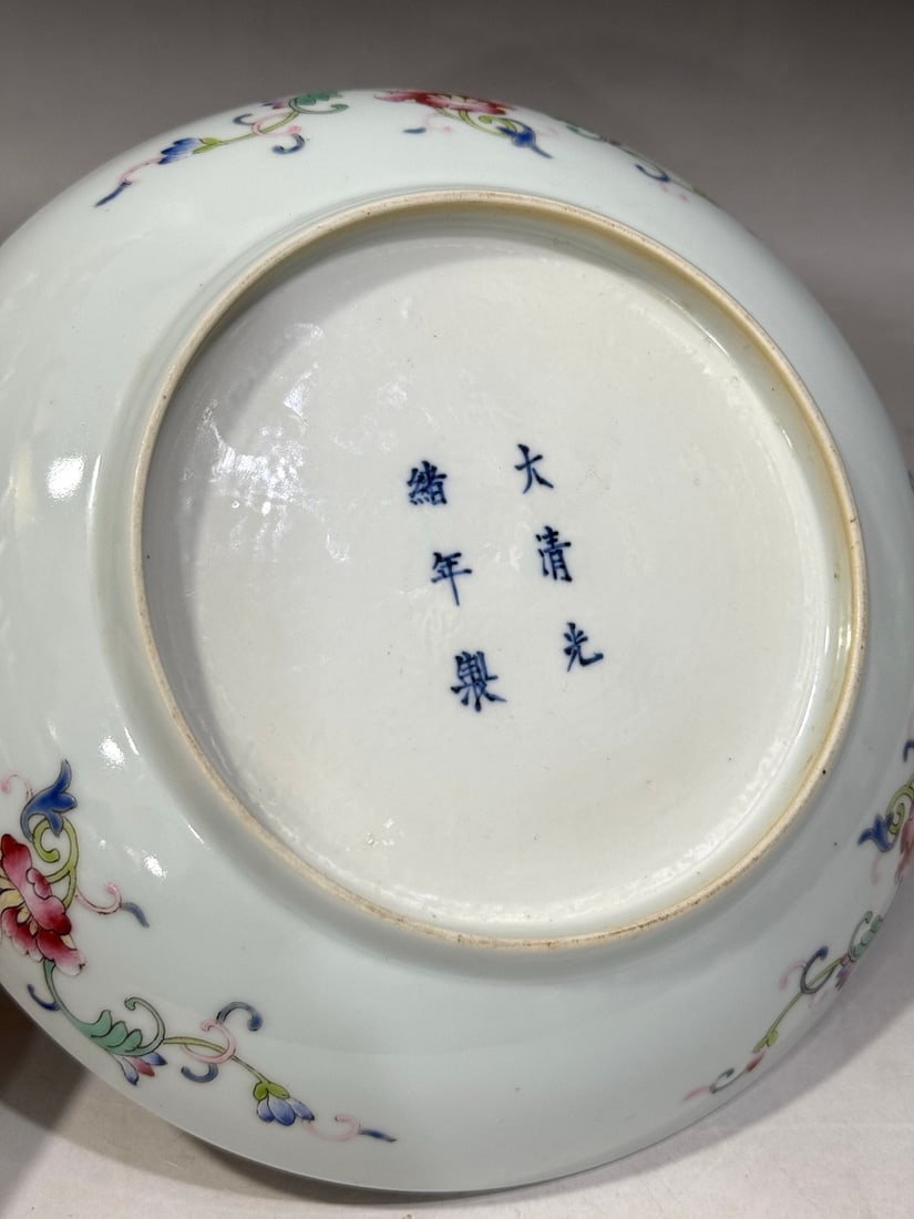 A Exquisite Doucai Dragon Pattern Plate - 9