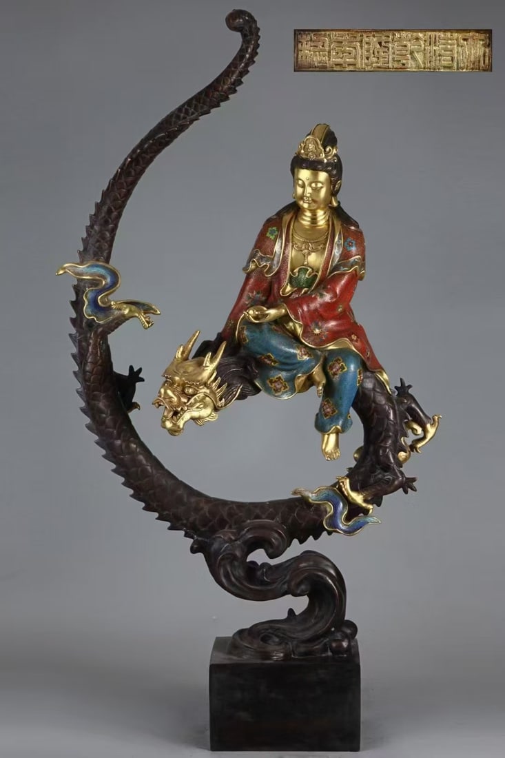 A Exquisite Bronze Cloisonne Avalokitesvara: A Exquisite Bronze Cloisonne Avalokitesvara,Qing Dynasty, China,Qianlong Six-character Mark,Size:100cmx58cm ??????????,????,?????