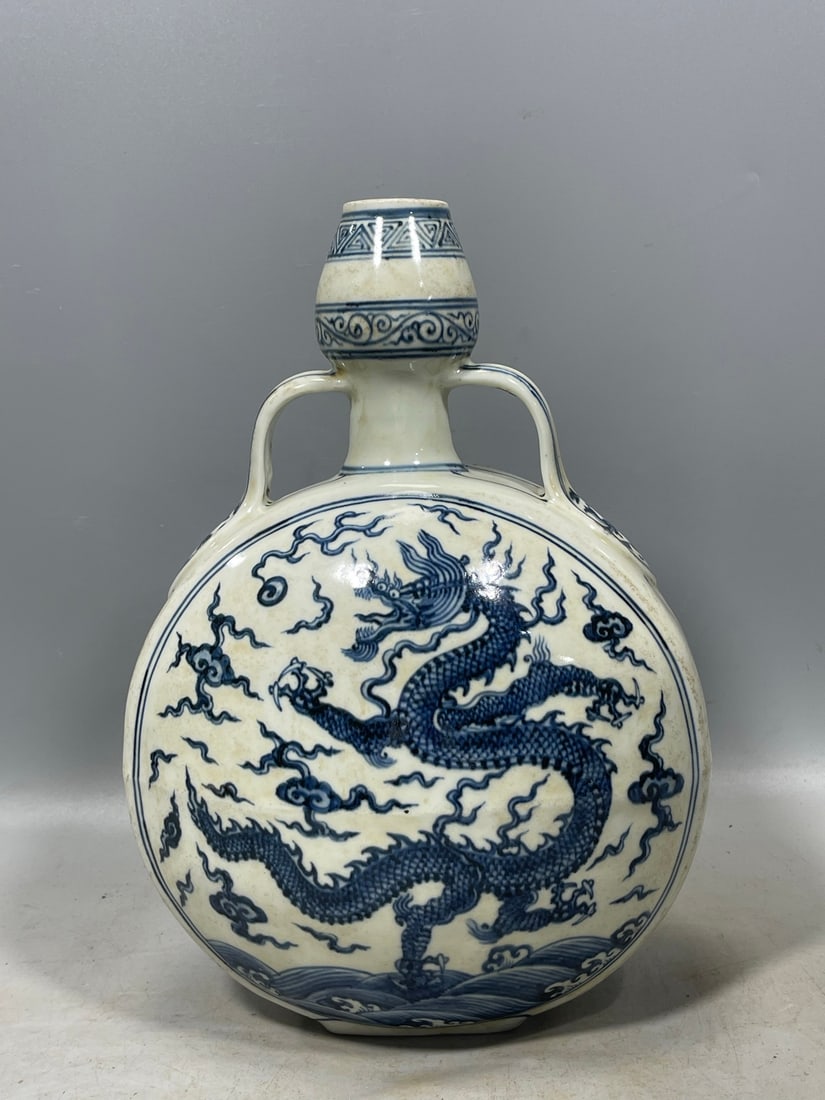 Blue and White Dragon Pattern Vase - 3