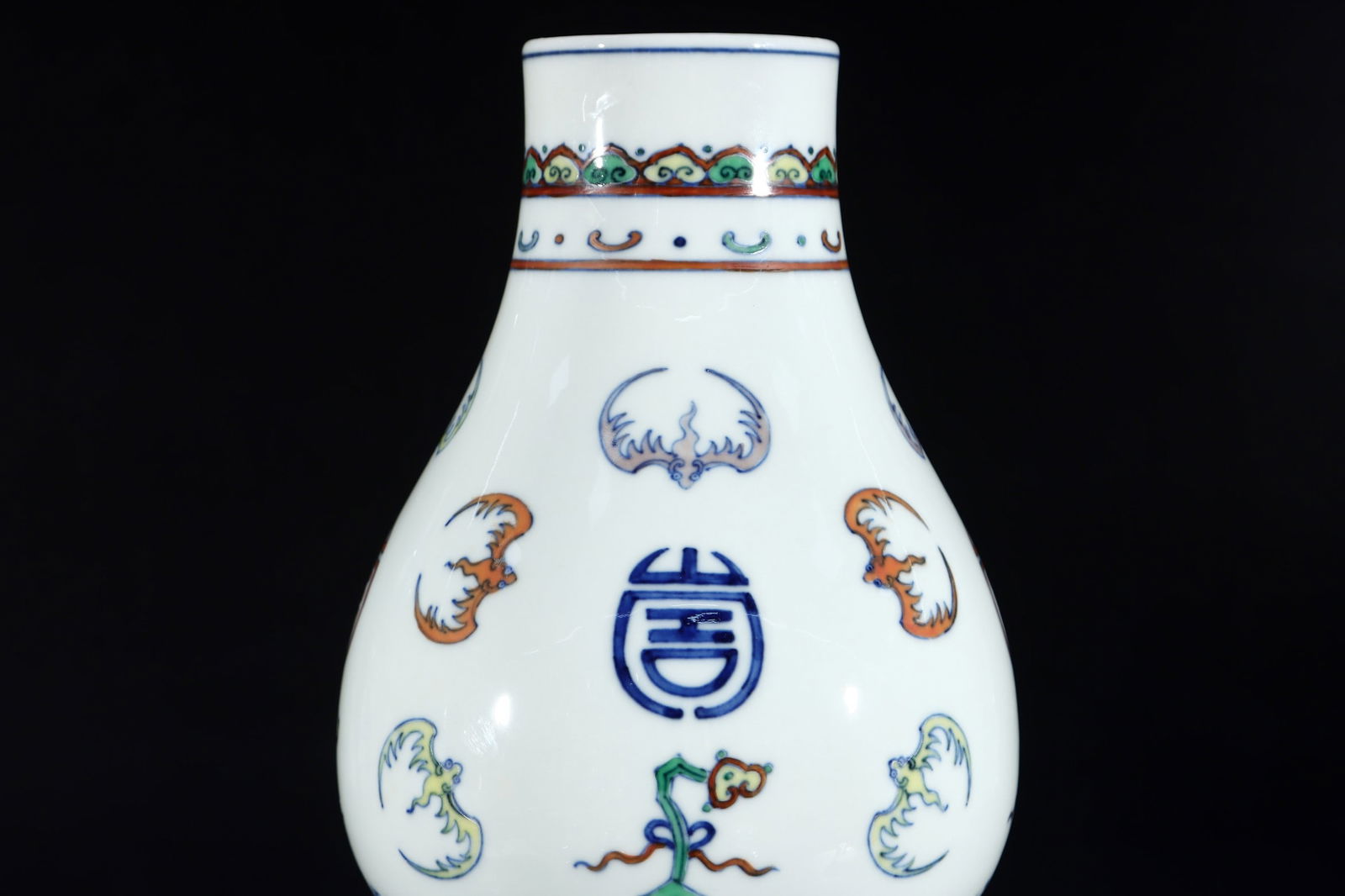 A Exquisite Doucai Lotus Pattern Pattern Gourd Vase - 4