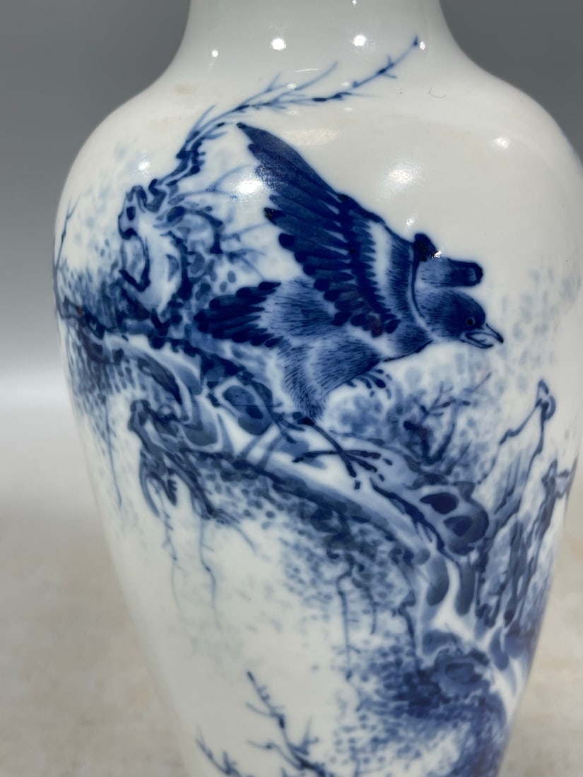 Blue and White Flower and Bird Pattern Vase - 6