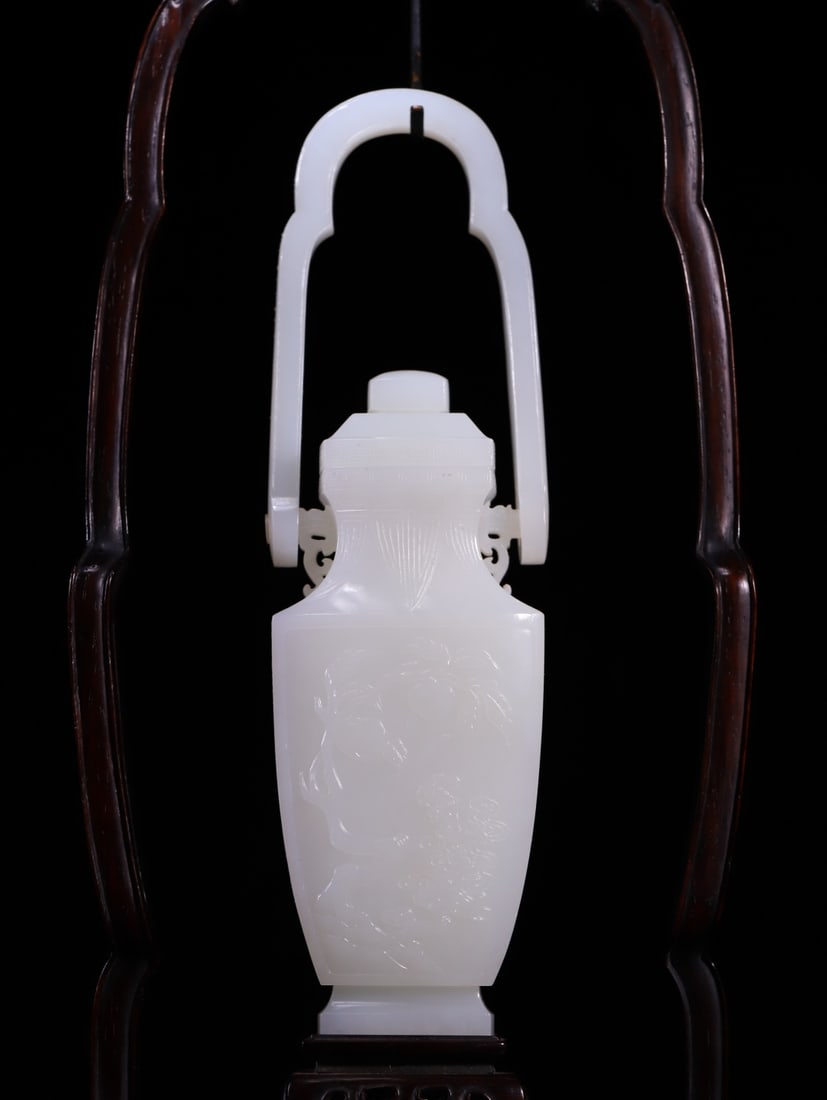 A Exquisite Hotan Jade Figures Pattern Vase - 5