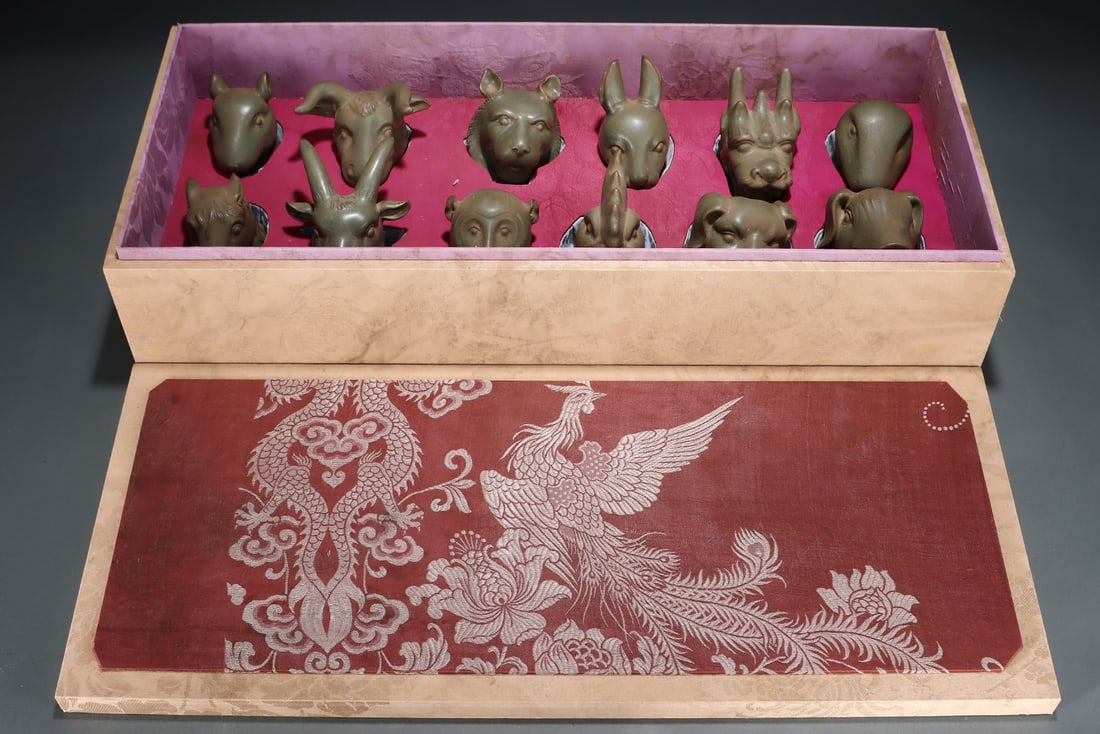 A Exquisite Guan yao Twelve Chinese Zodiac Signs Animal Heads: A Exquisite Guan yao Twelve Chinese Zodiac Signs Animal Heads,Song Dynasty, China,Size?11cmx10cm ????????,????