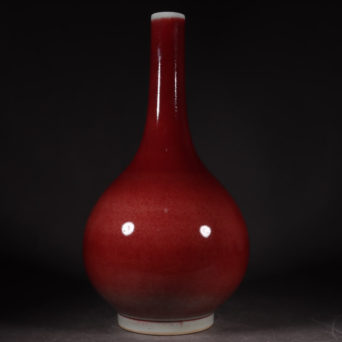 A Exquisite Ji Red Glaze Vase (1 of 6)