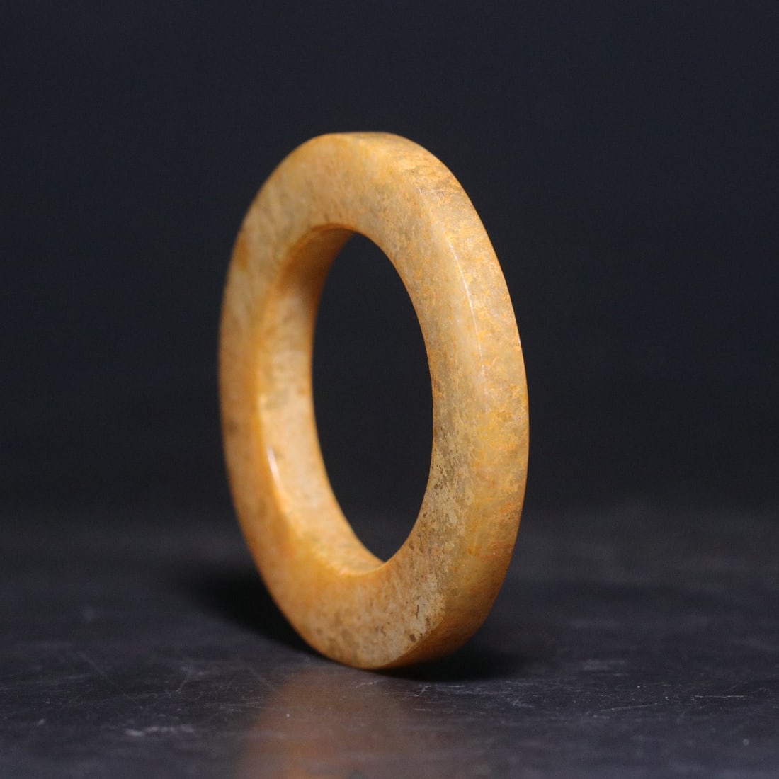 A Exquisite Gaogu Jade Ring - 3