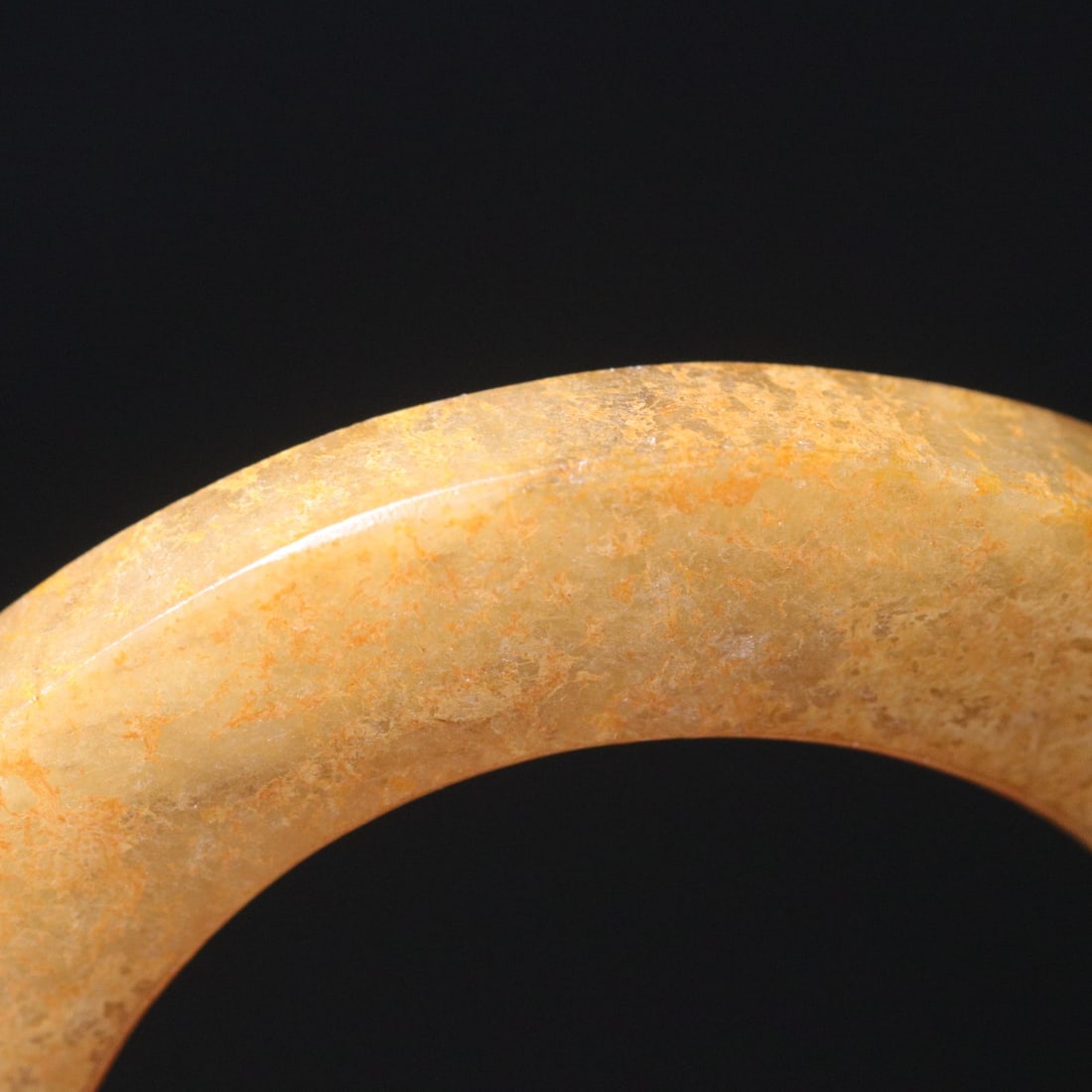 A Exquisite Gaogu Jade Ring - 7