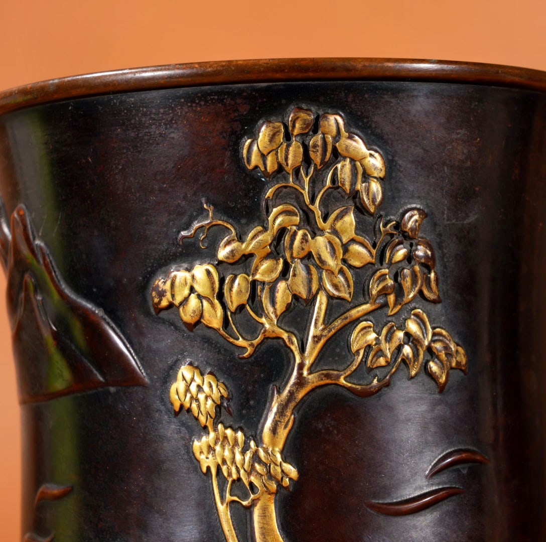A Exquisite Gilt Bronze Landscape Pattern Brush Pot - 4