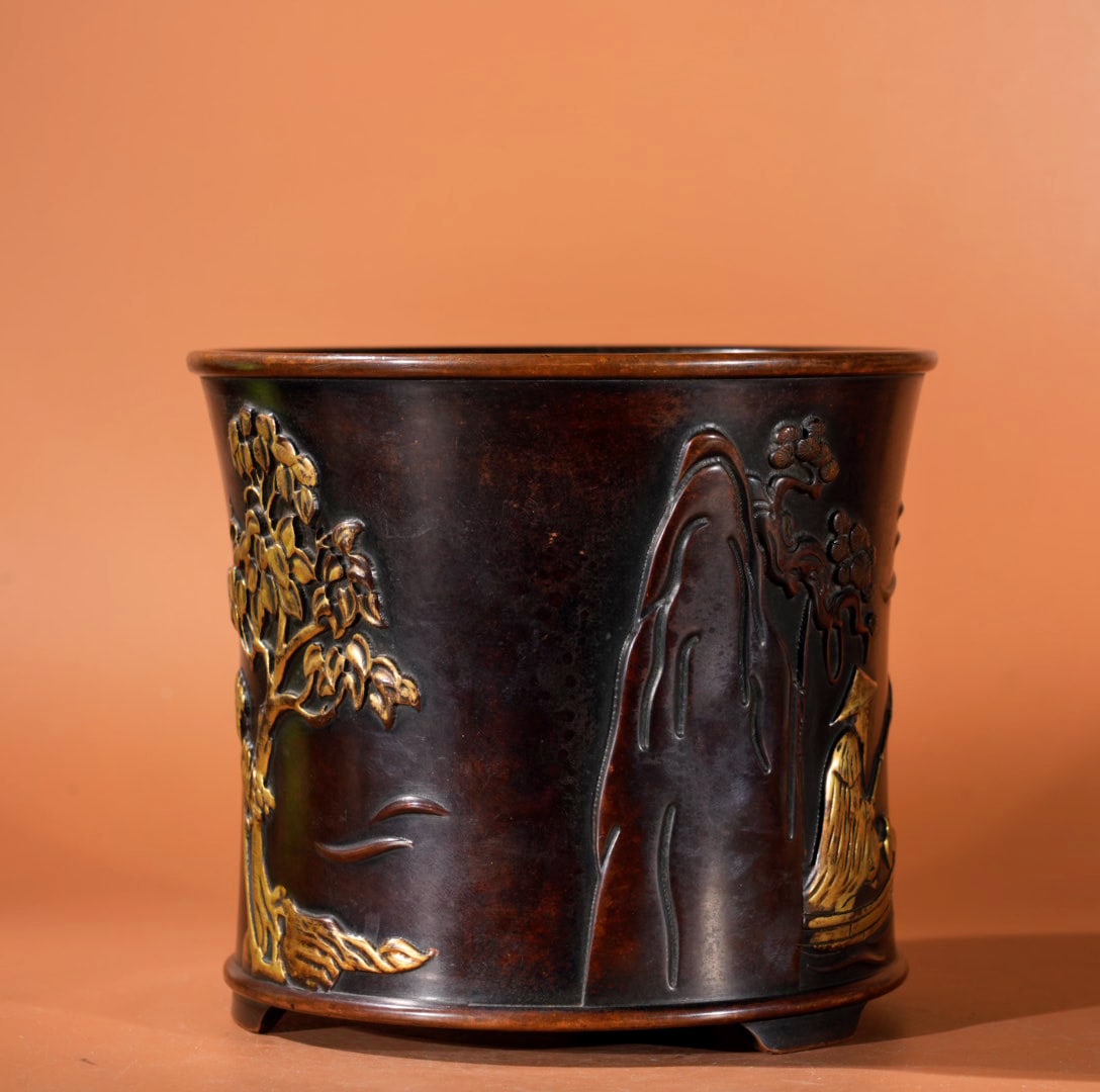 A Exquisite Gilt Bronze Landscape Pattern Brush Pot - 5