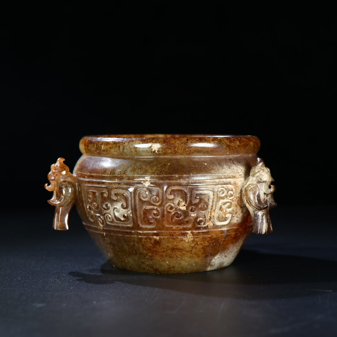 A Exquisiten Hotan Jade Phoenix Ears Vat: A Exquisiten Hotan Jade Phoenix Ears Vat,Han Dynasty, China ??????,????