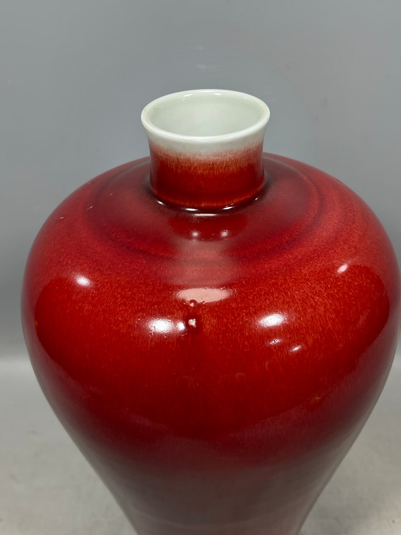 Ji Red Glazed Vase - 3
