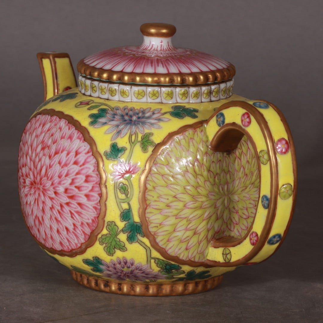 A Exquisite Enamel Painted Gold Flower Pattern Ewer - 2