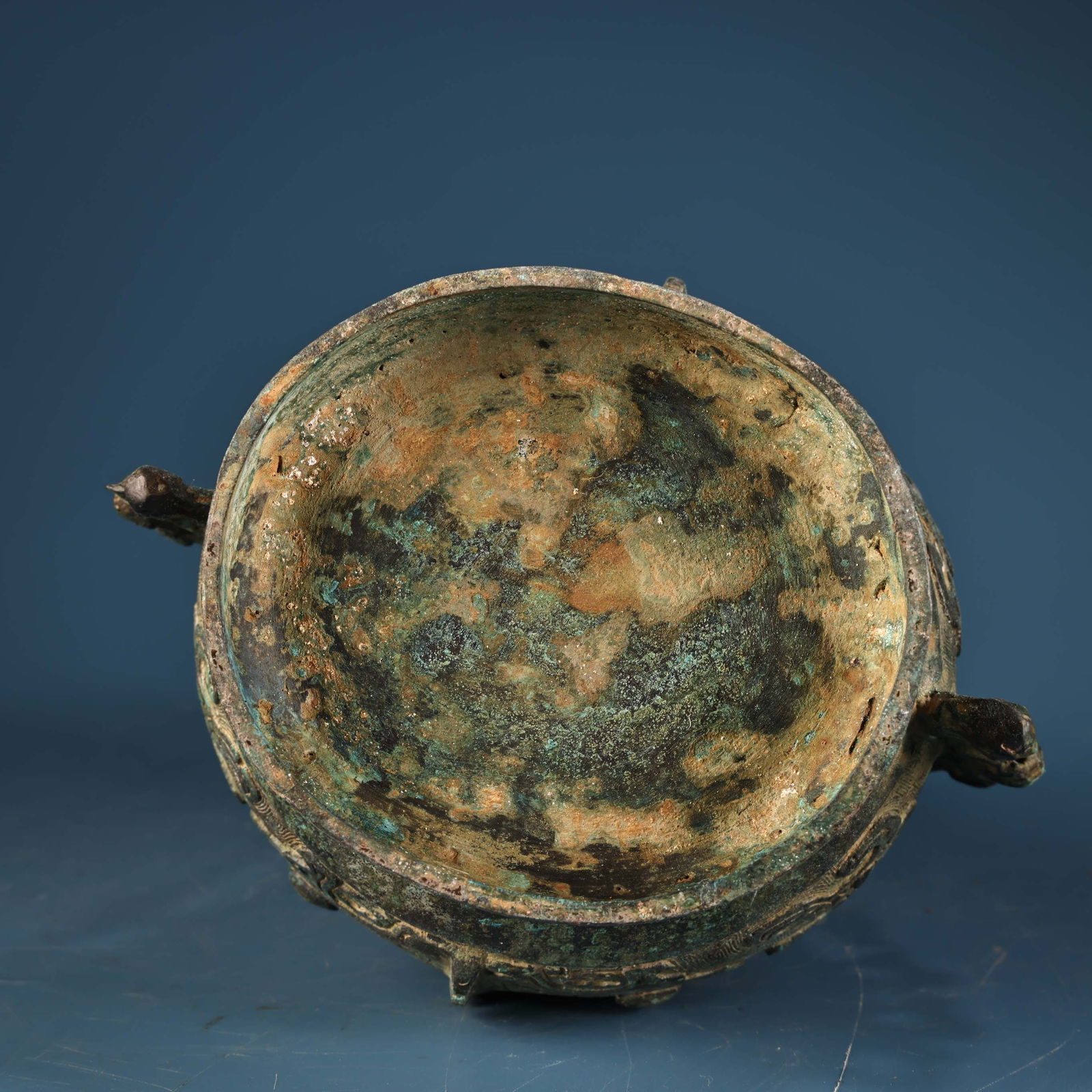 A Exquisite Bronze Handled Beam Longevity Pattern Ewer - 9