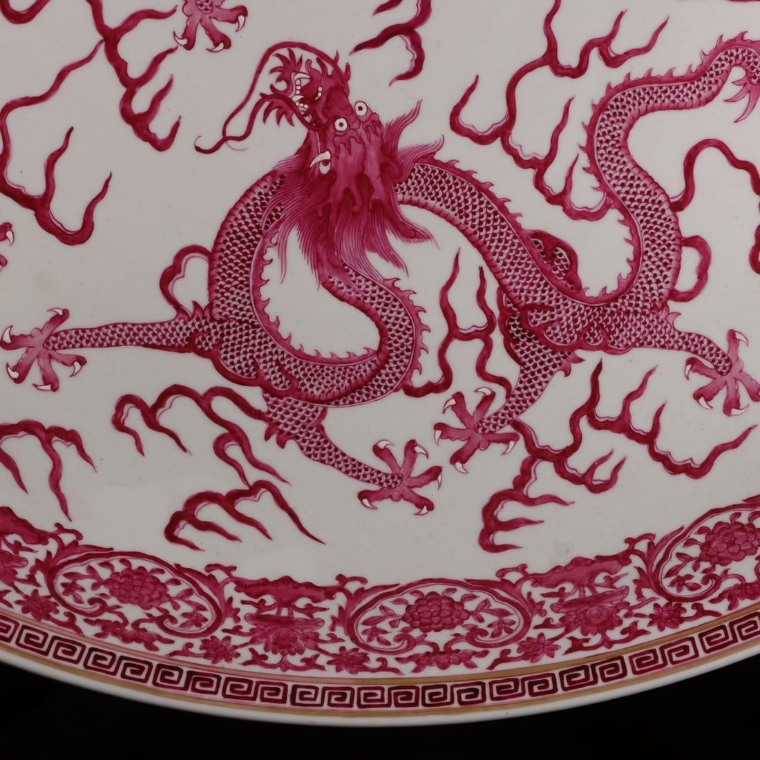 A Exquisite Famille-Rose Ruby Red Dragon Pattern Plate - 5