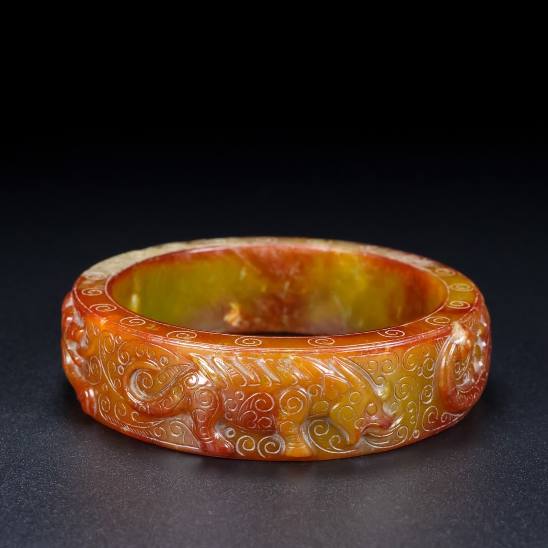 A Rare Hetian Jade Bracelets: A Rare Hetian Jade Bracelets,Han Dynasty, China,Size:6.3cm, Weight:108g ?????,????