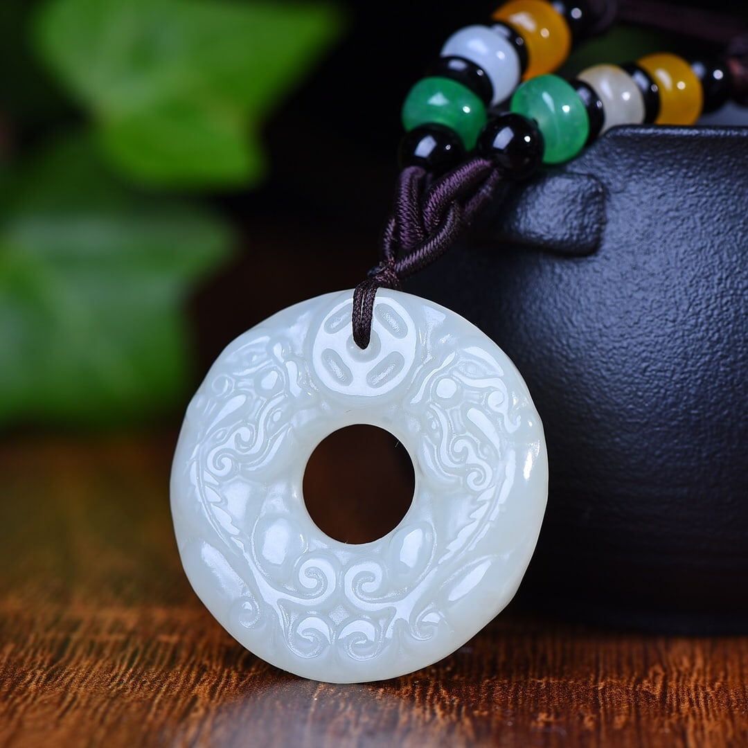 A Exquisite Hotan Jade Auspicious Beast Pattern Pendant - 3