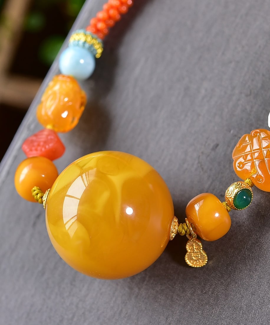 A Exquisite Amber Multiple Treasures Necklace - 4