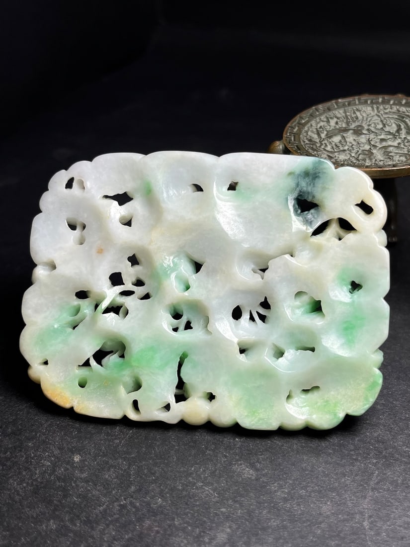An Exquisite Jadeite Kylin Pattern Hand Piece - 7