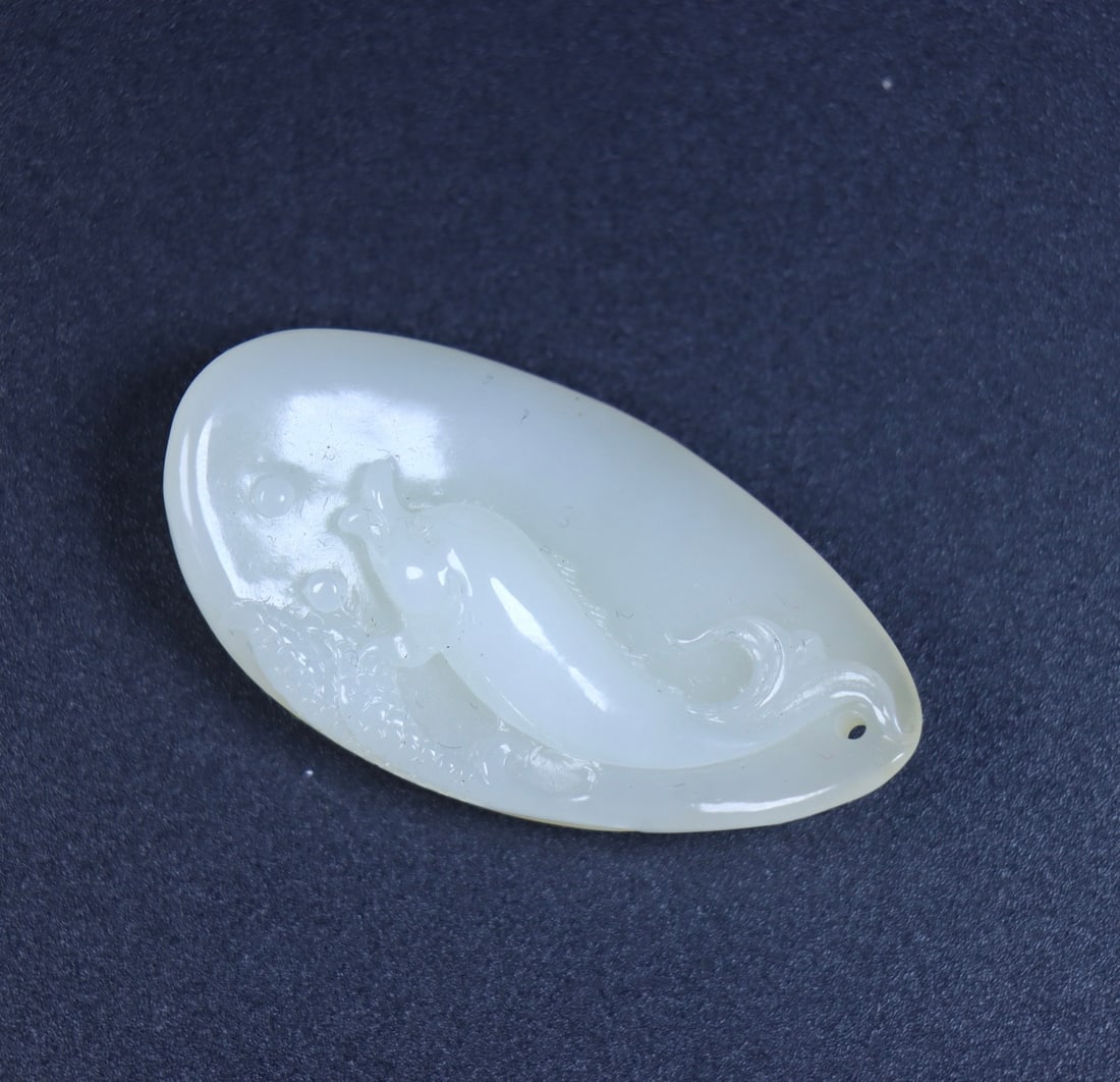 An Exquisite White Jade Fish Pattern Pendant - 7