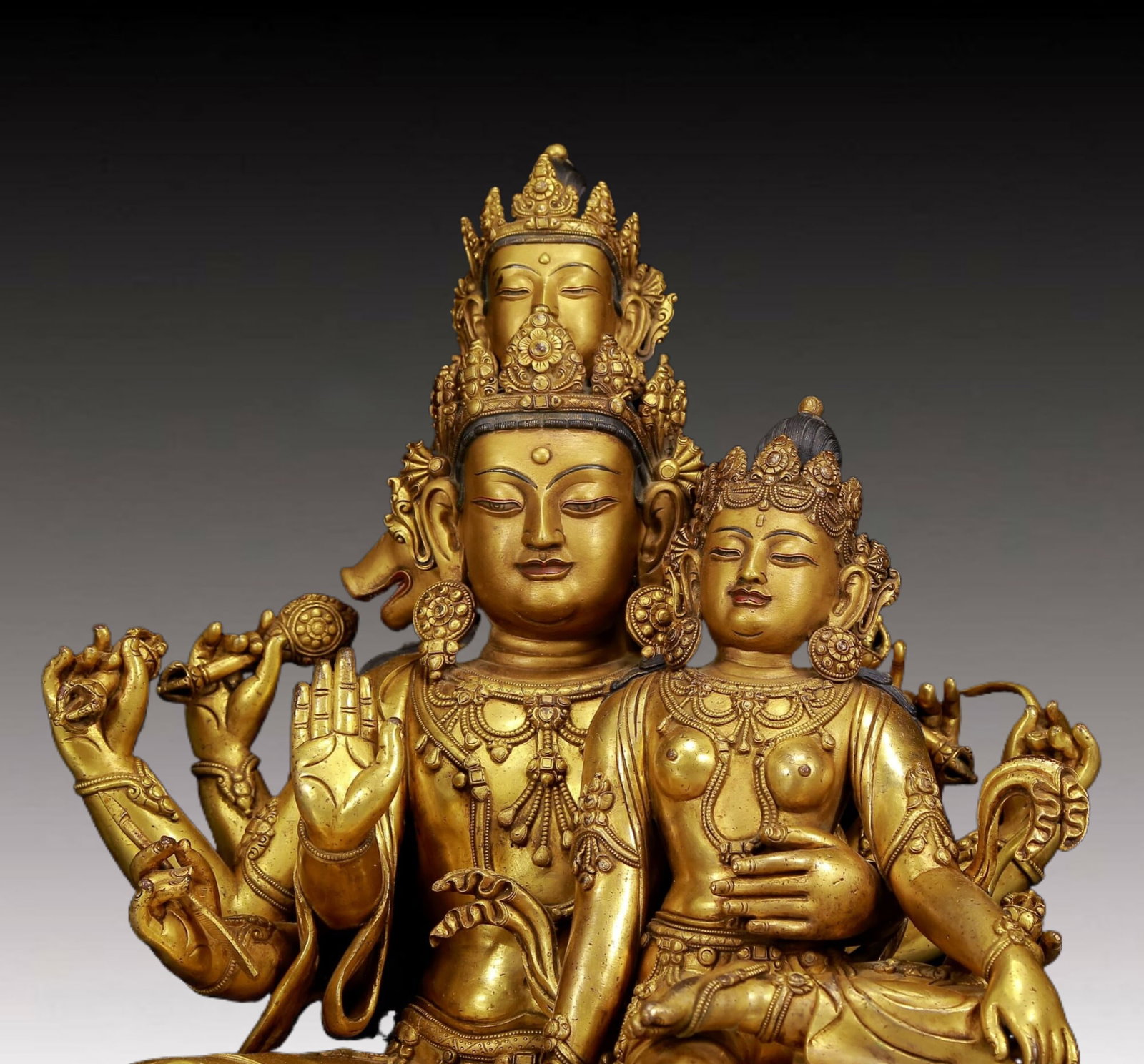 A solemn gilt bronze statue of the Mori branch - 2