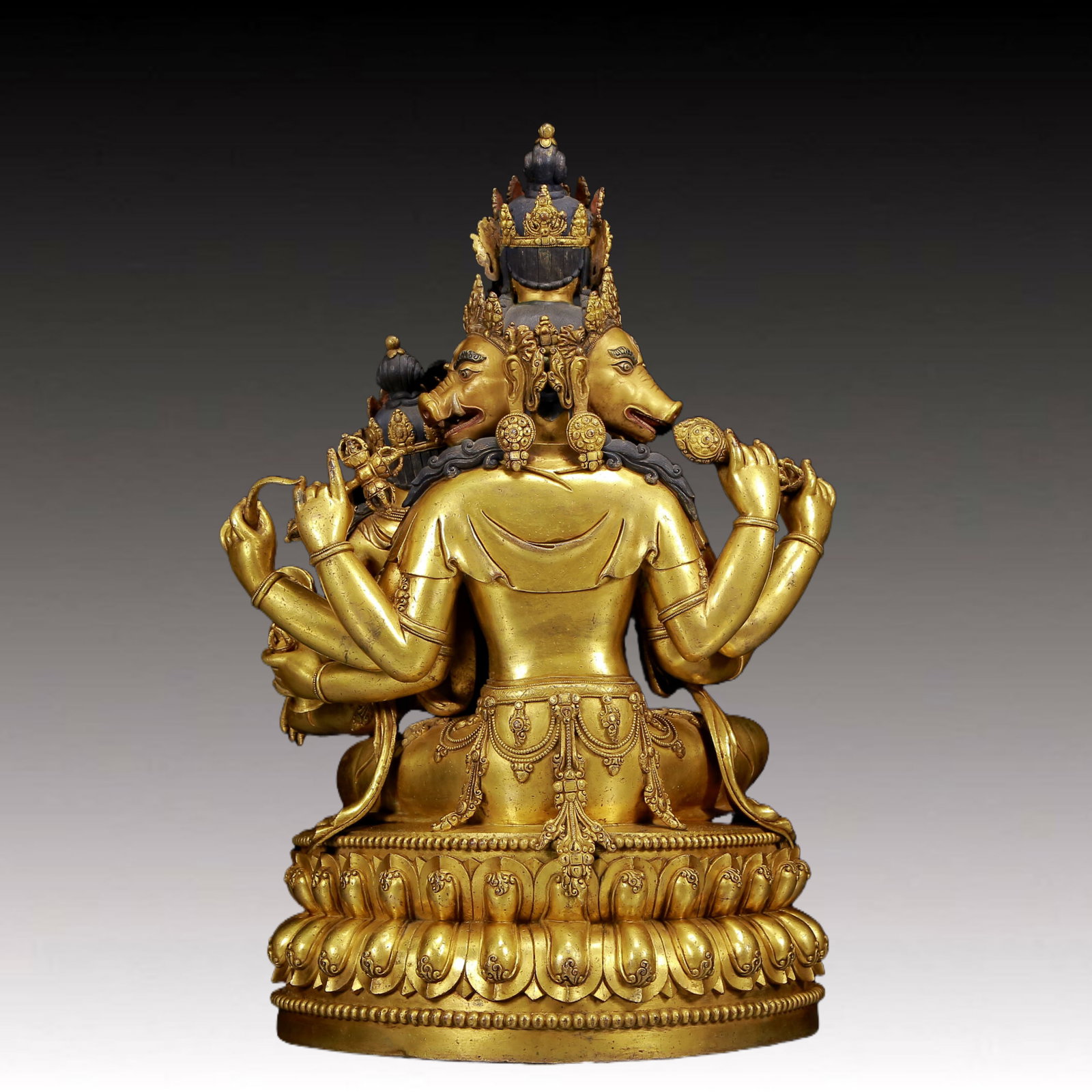 A solemn gilt bronze statue of the Mori branch - 9