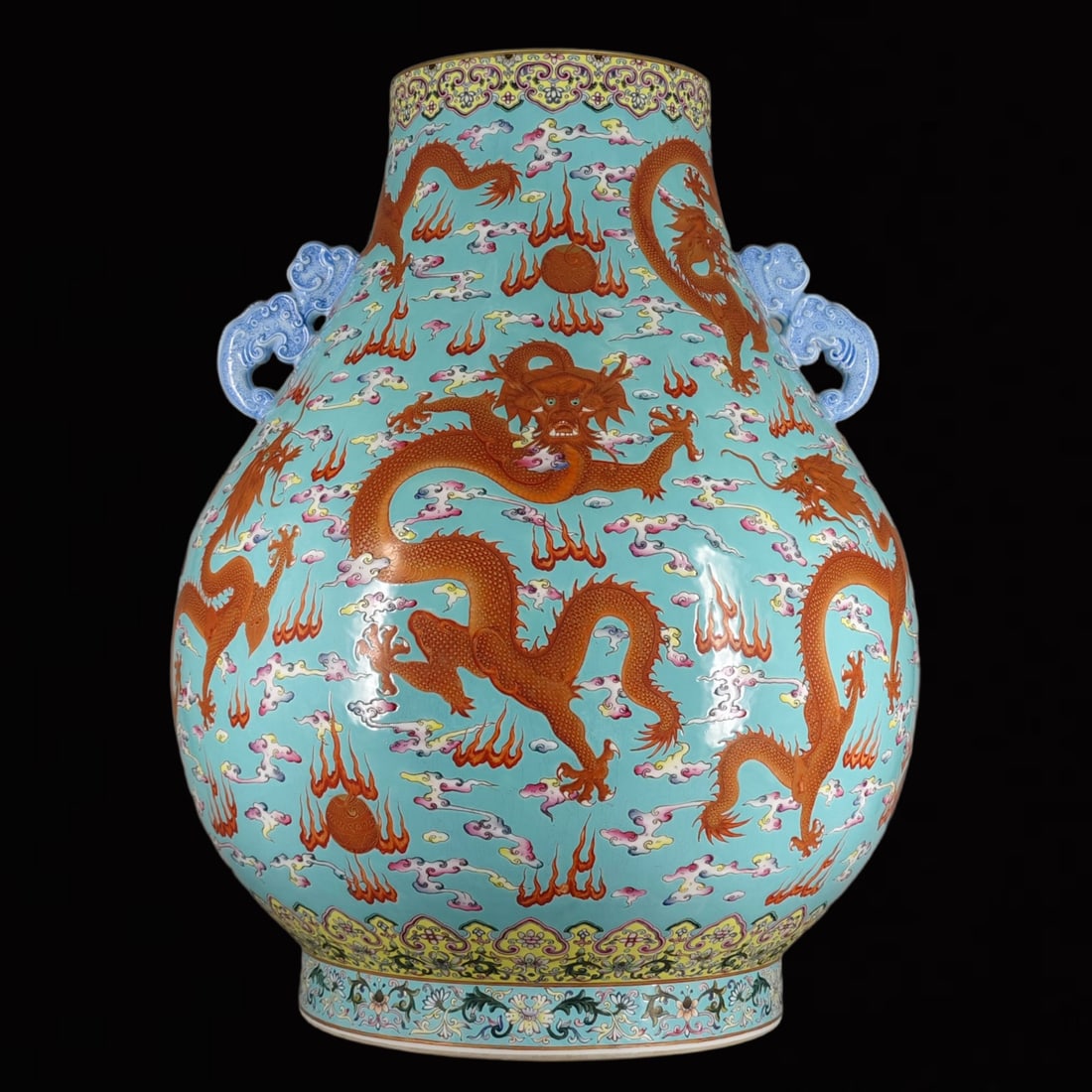 An Exquisite Famille-Rose Turquoise Glazed Painted Gold Auspicious Cloud and Dragon Pattern (1 of 9)