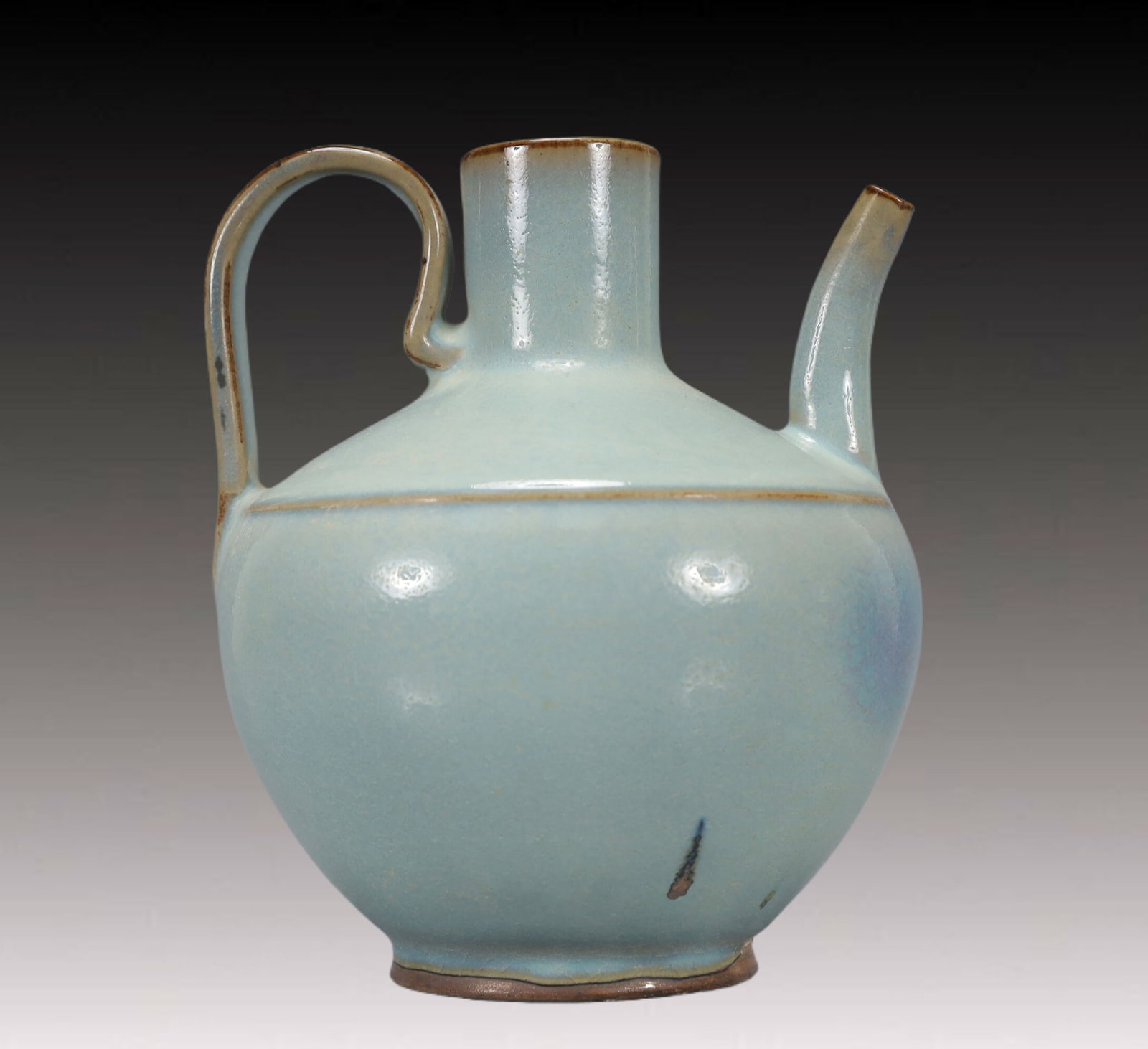 An Exquisite Jun yao Ewer - 5
