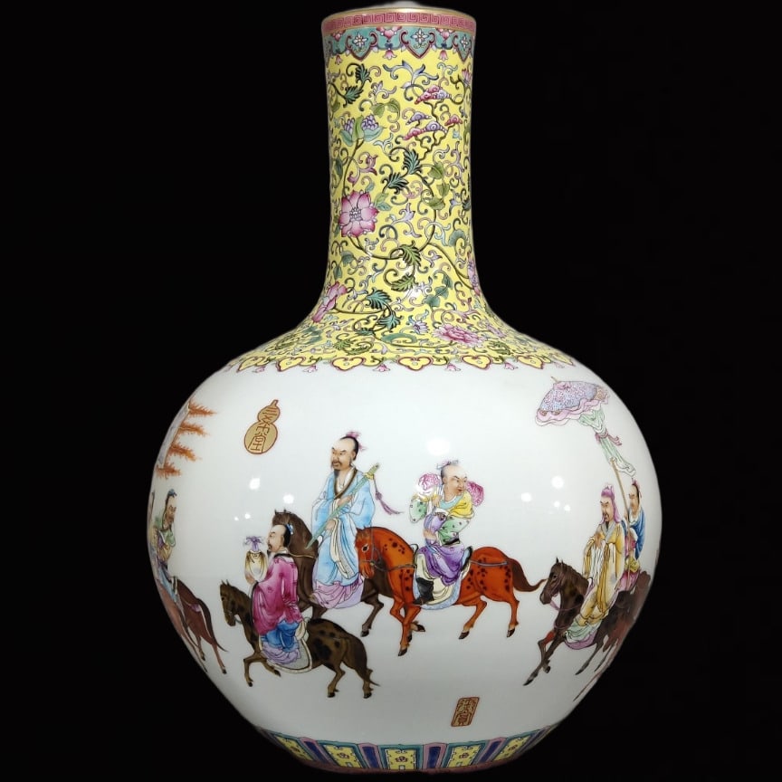 A Huge Yellow Ground Famille-Rose Figure and Story Pattern Vase,with Poem: A Huge Yellow Ground Famille-Rose Figure and Story Pattern Vase,with Poem,Qing Dynasty,China,Qianlong Six-Character Mark,Size:18.5inx12.6in 