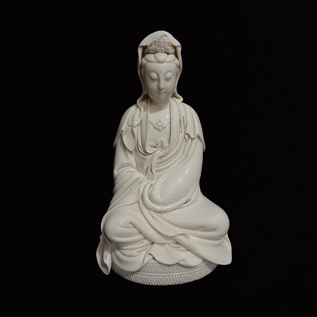 A Solemn Blance-De-Chine Statue of Avalokitesvara: A Solemn Blance-De-Chine Statue of Avalokitesvara,Ming Dynasty,China,He Chaozong Mark,Size:14.6in 