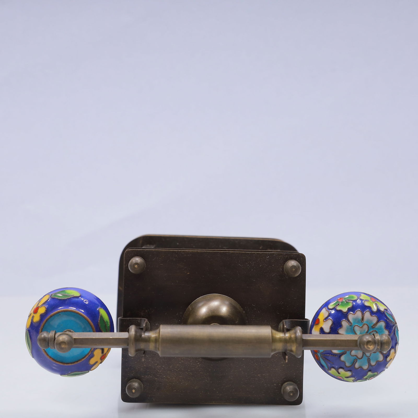 An Exquisite Cloisonne Flower Pattern Table Clock Ornament - 9