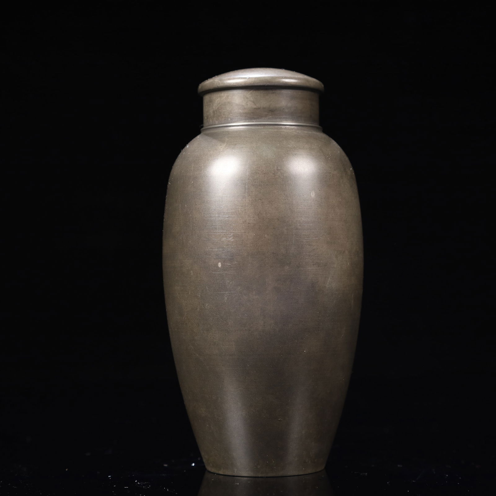 An Exquisite Tin Bottle - 2
