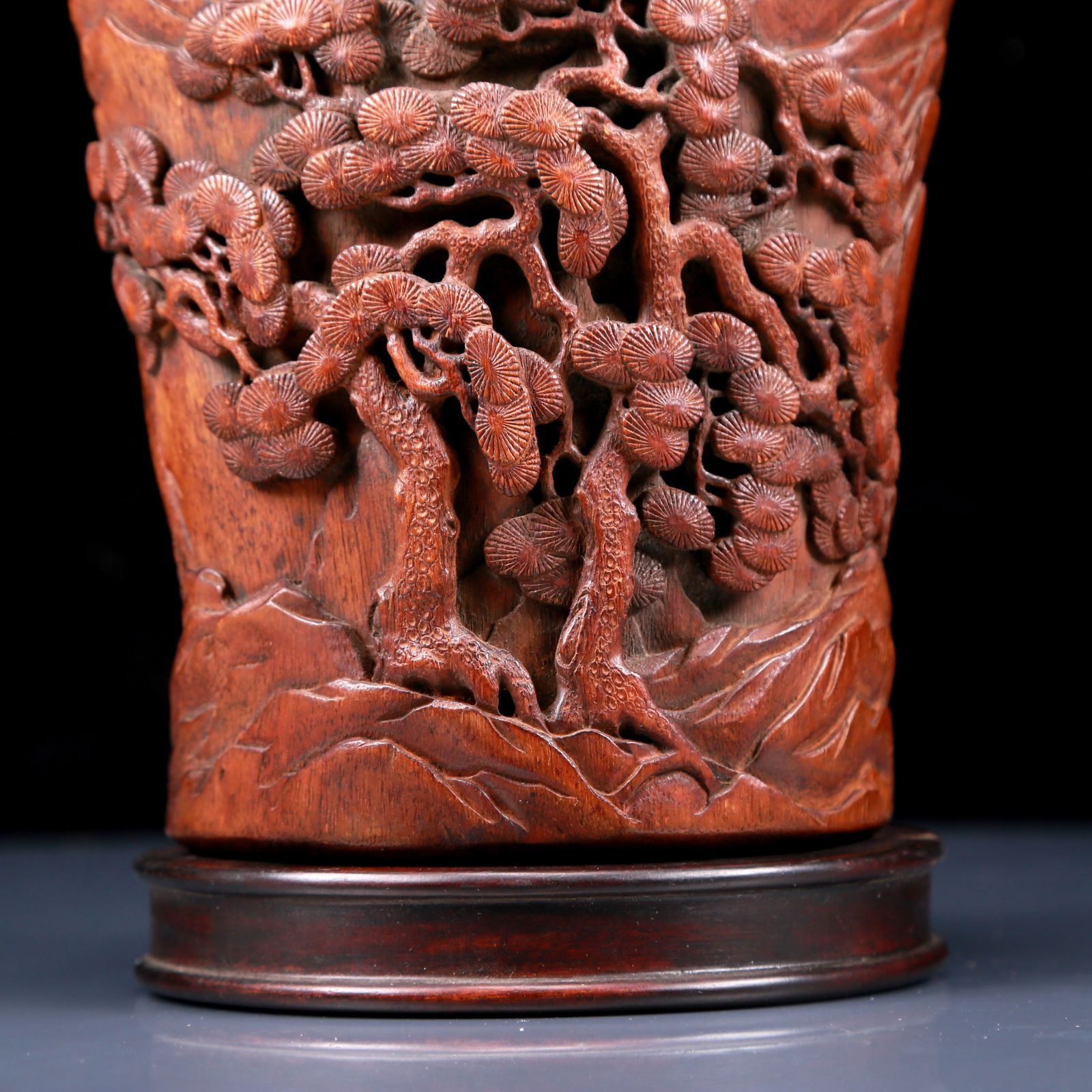An Exquisite Boxwood Landscape Pattern Brush Pot - 3
