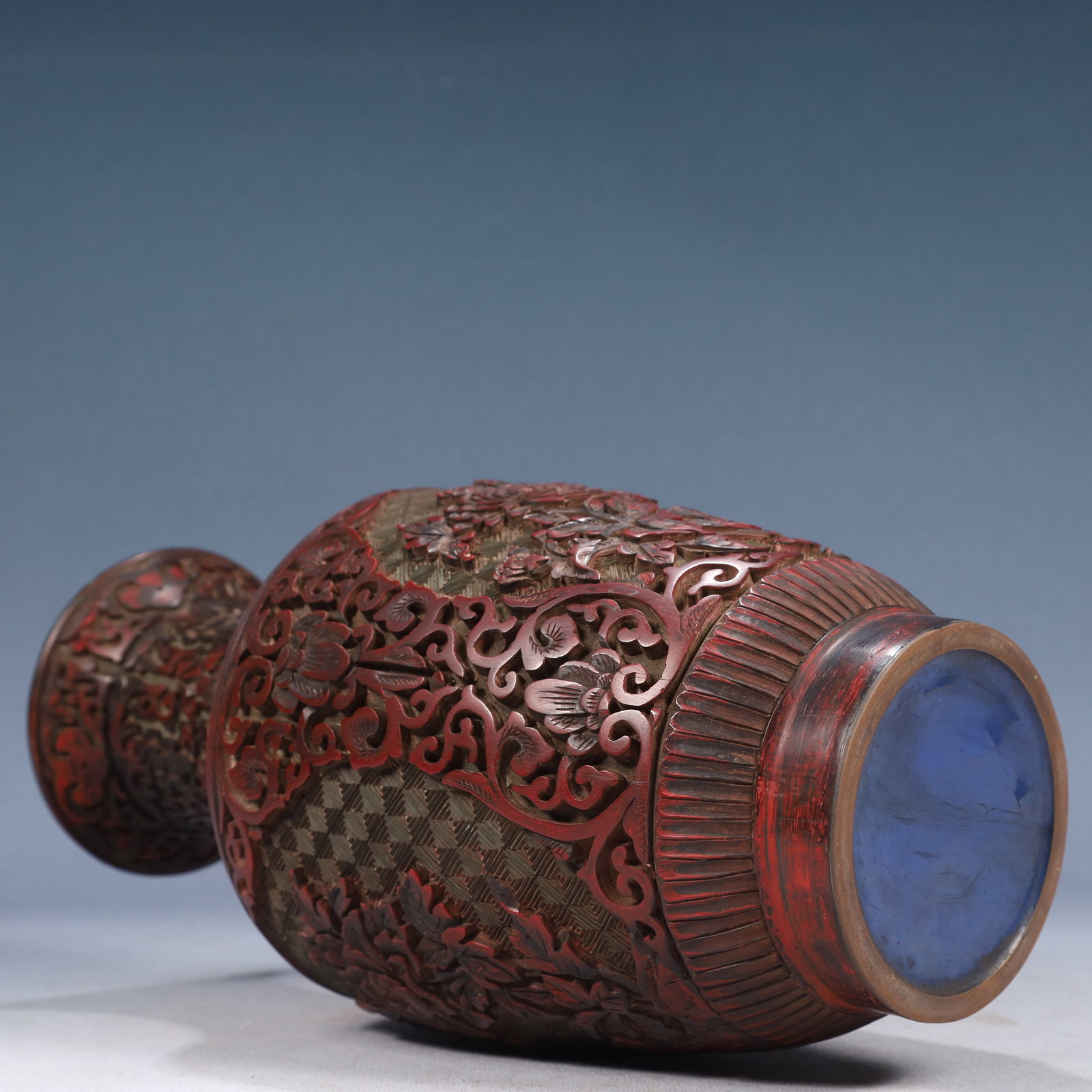 A Rare Carved Red Lacquer Flower Pattern Vase - 11