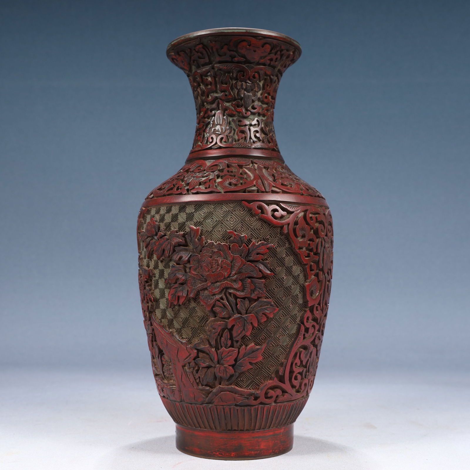 A Rare Carved Red Lacquer Flower Pattern Vase - 4