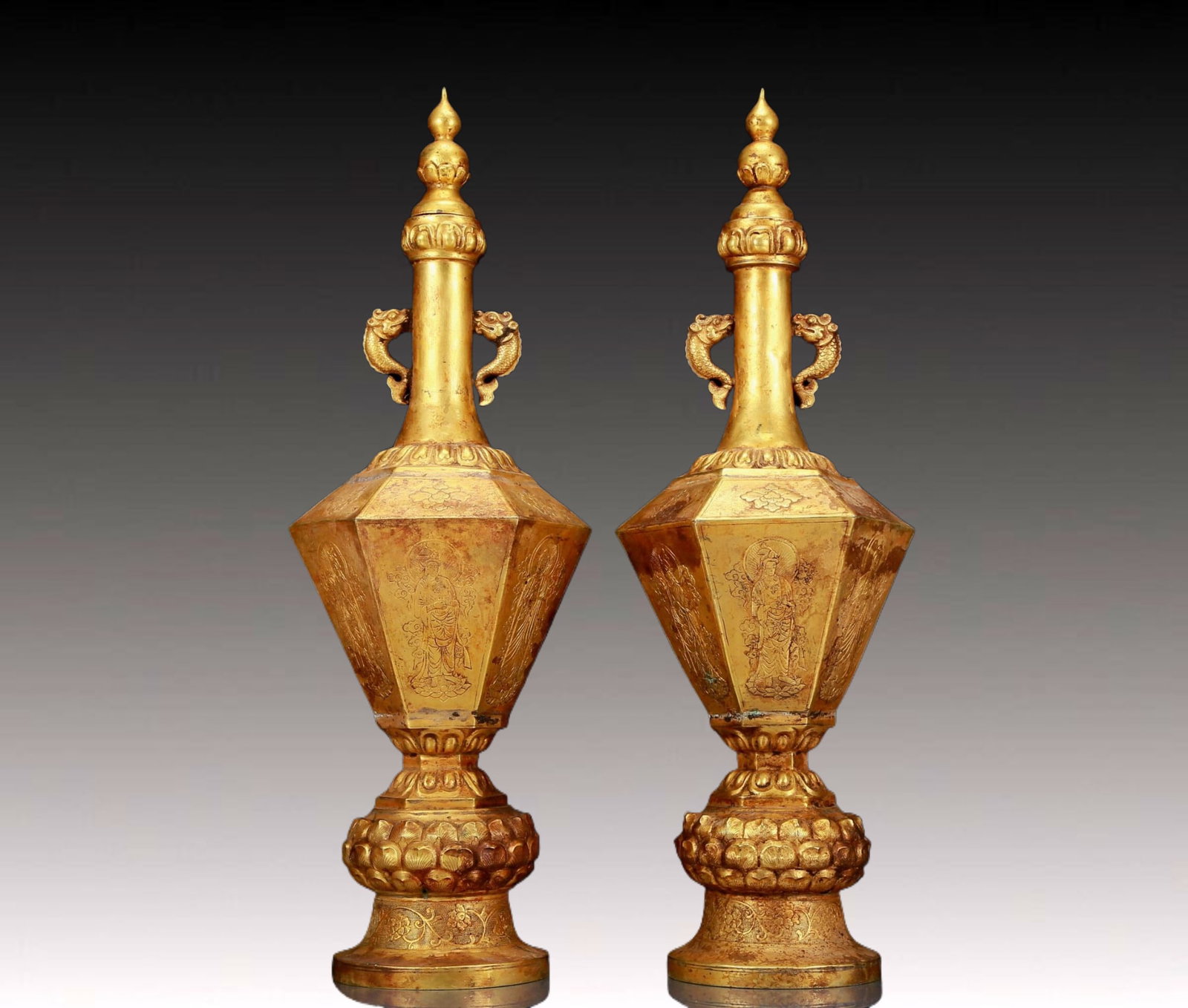 A Pair of Huge Gilt Bronze Buddha Double-Ears Bottle: A Pair of Huge Gilt Bronze Buddha Double-Ears Bottle,Qing Dynasty, China,Size:5.5inx16.5in,Total Weight:3675g 