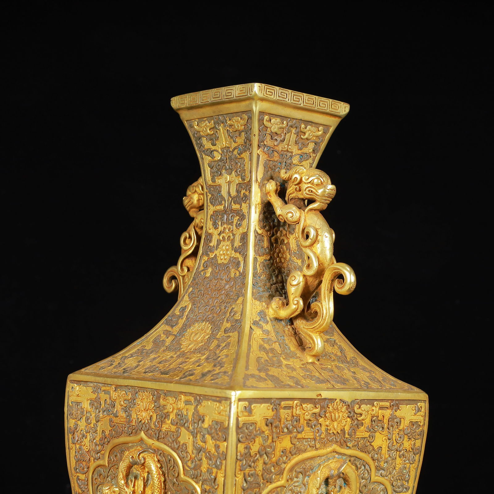 An Exquisite Gilt Silver Dragon Pattern Dragon-Ears Vase - 5