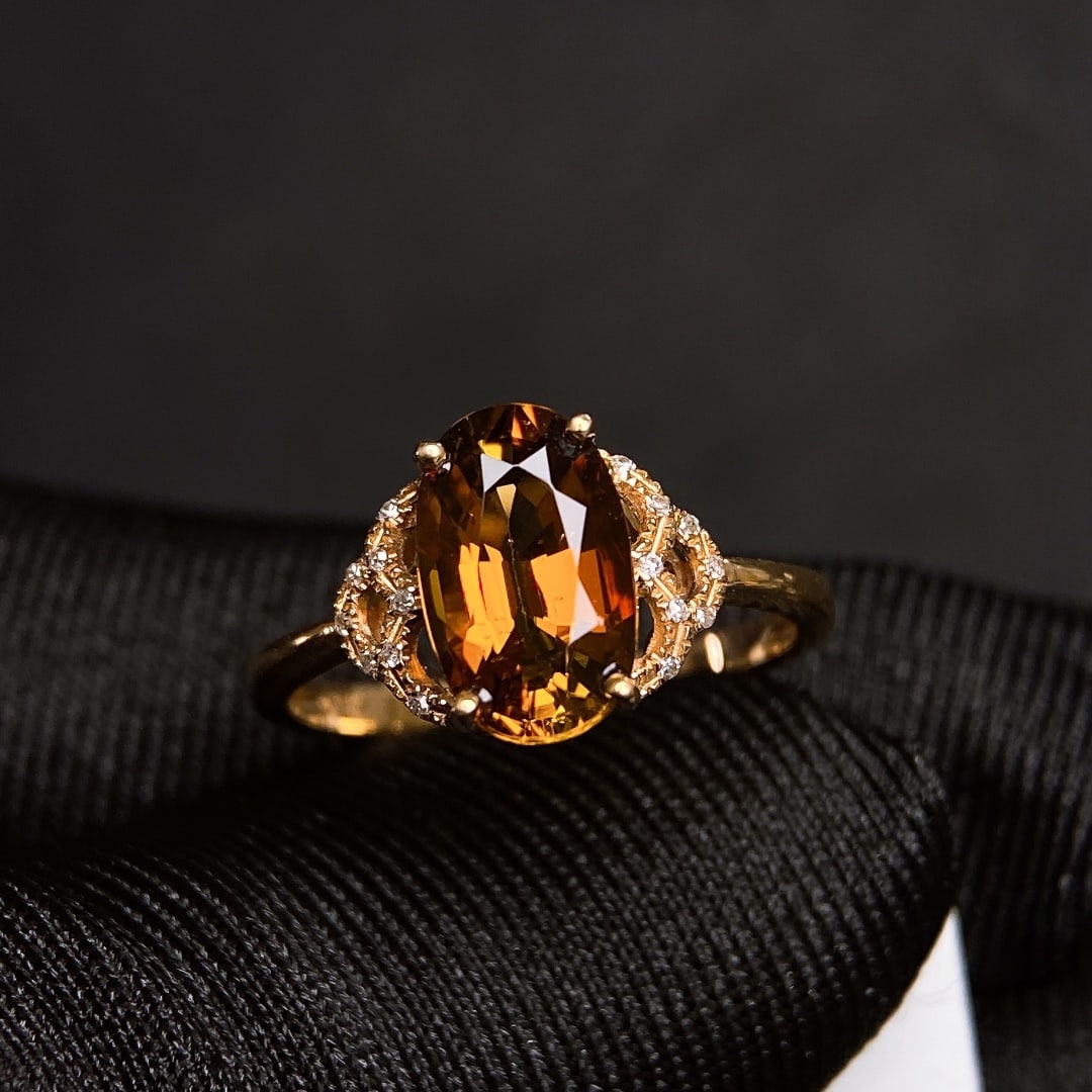 2.63Ctw Natural Tourmaline Ring: 2.63Ctw Natural Tourmaline Ring,Size:0.4inx0.2in 2.63Ctw天然碧玺戒指