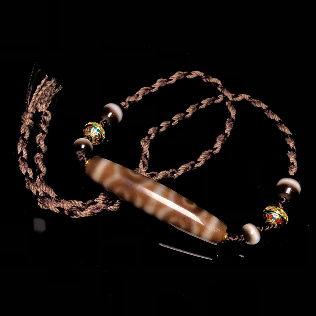 A Precious Dzi Bead Necklace - 5