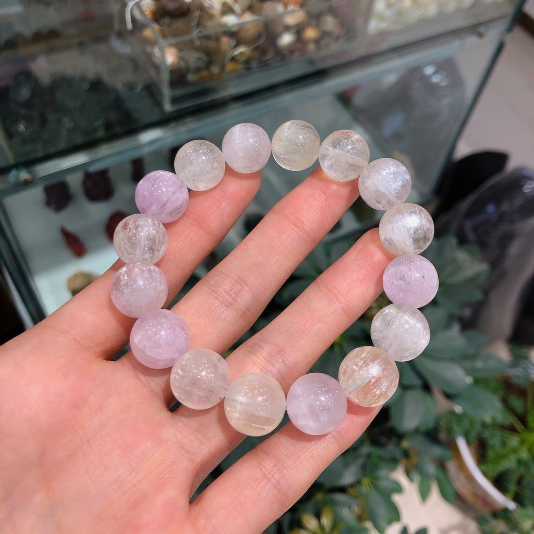 An Exquisite Kunzite Bracelets - 2