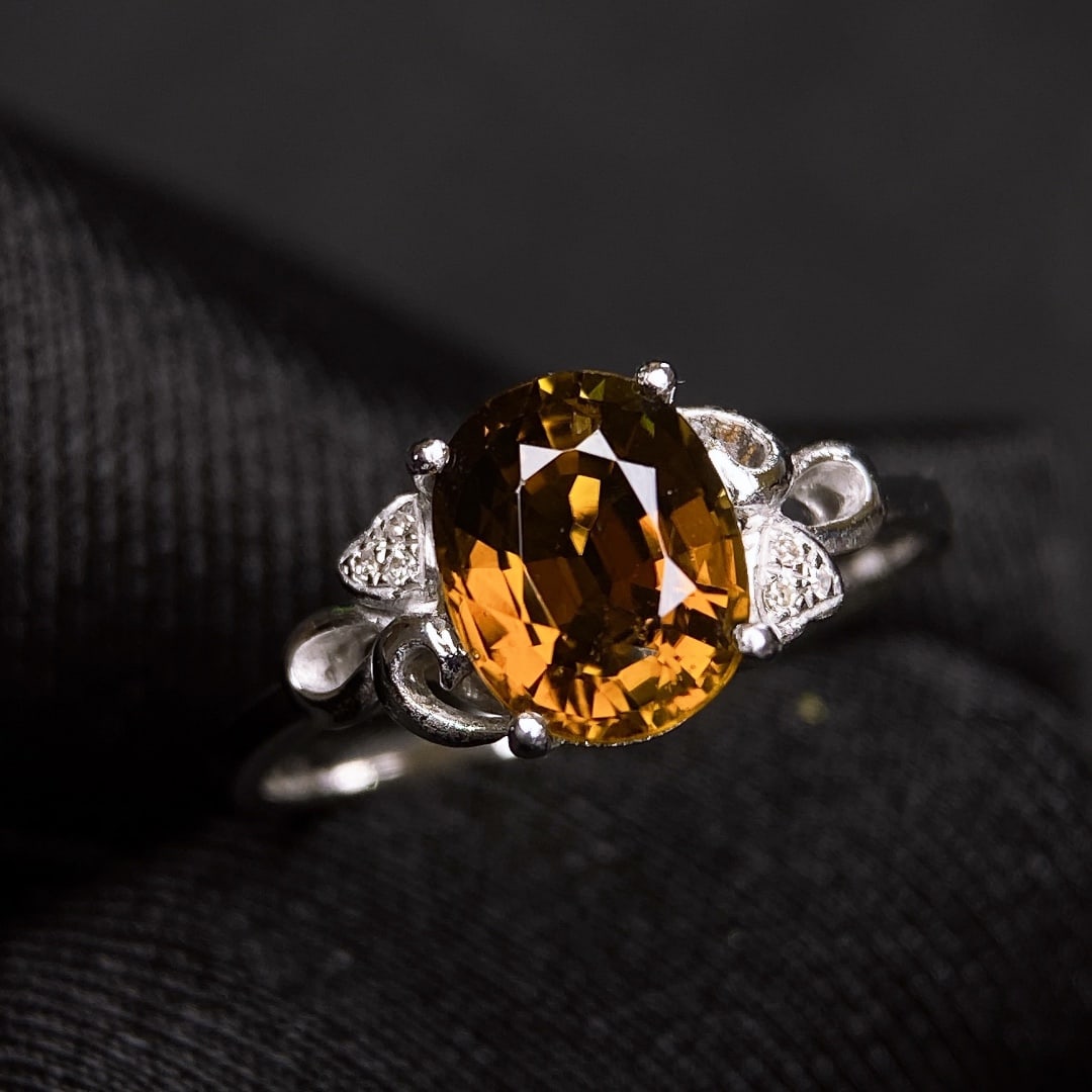 2.83Ctw Natural Tourmaline Ring: 2.83Ctw Natural Tourmaline Ring,Size:0.3inx0.3in 2.83Ctw天然碧玺戒指
