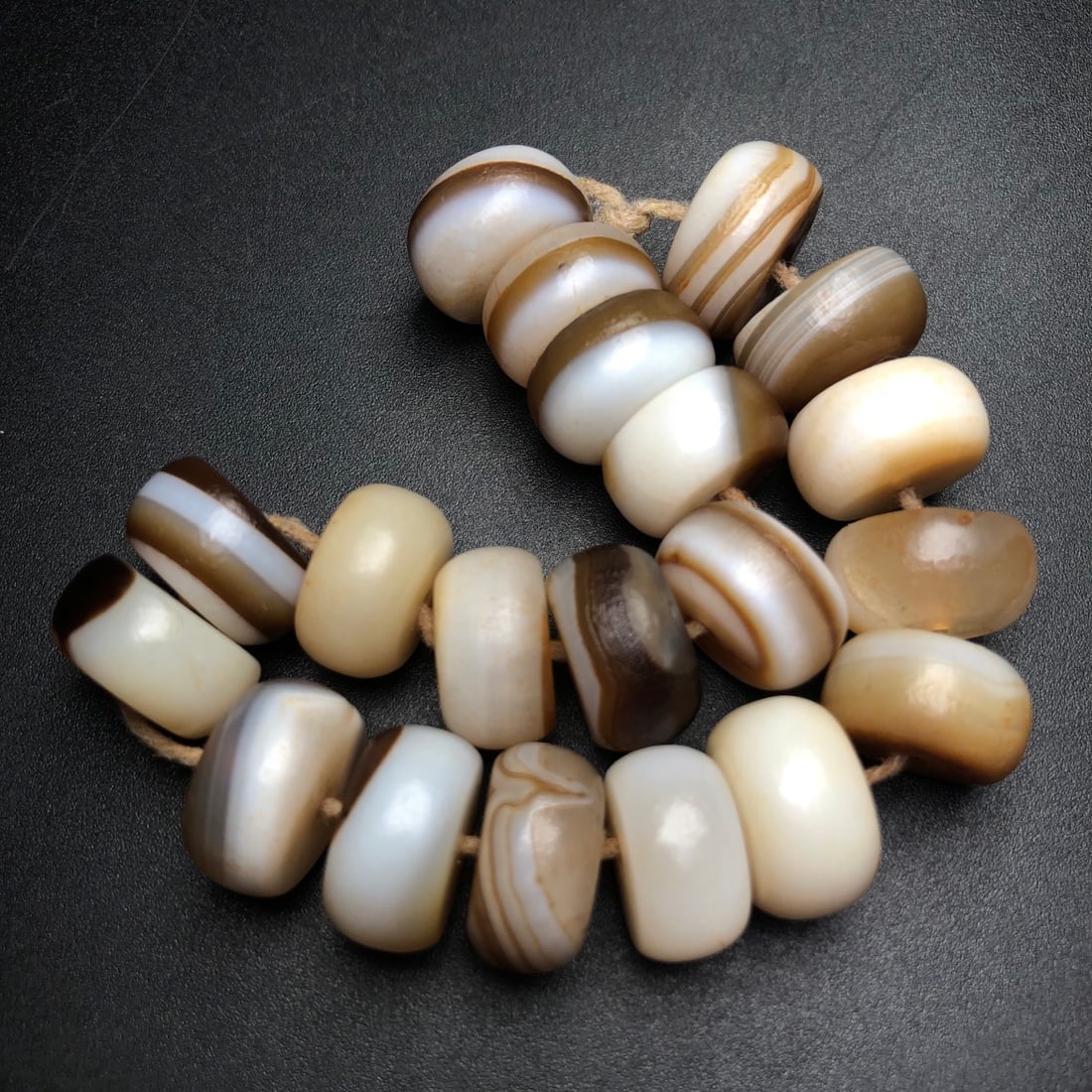 A Precious Agate Bracelets - 4