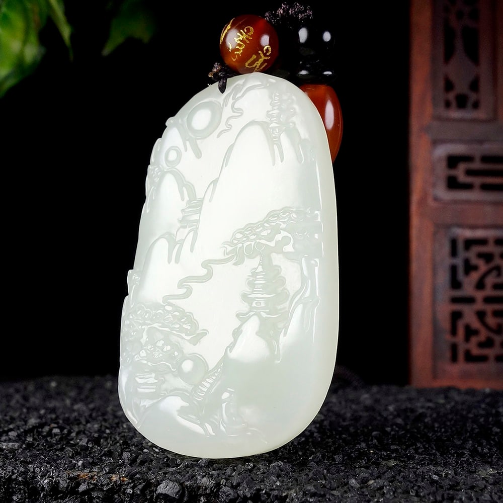 An Exquisite White Jade Landscape Pattern Pendant - 2