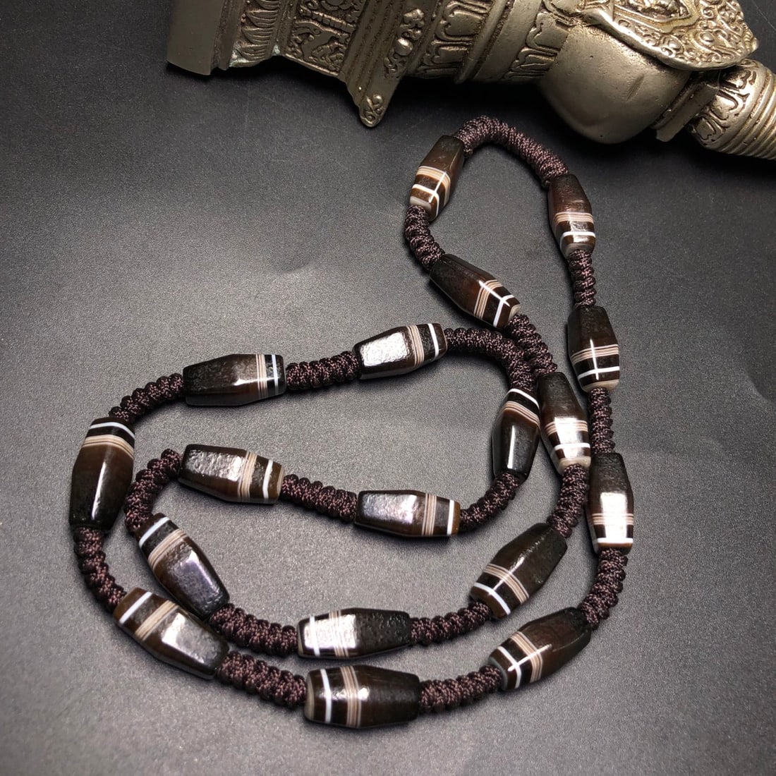 A Precious Agate Necklace - 3