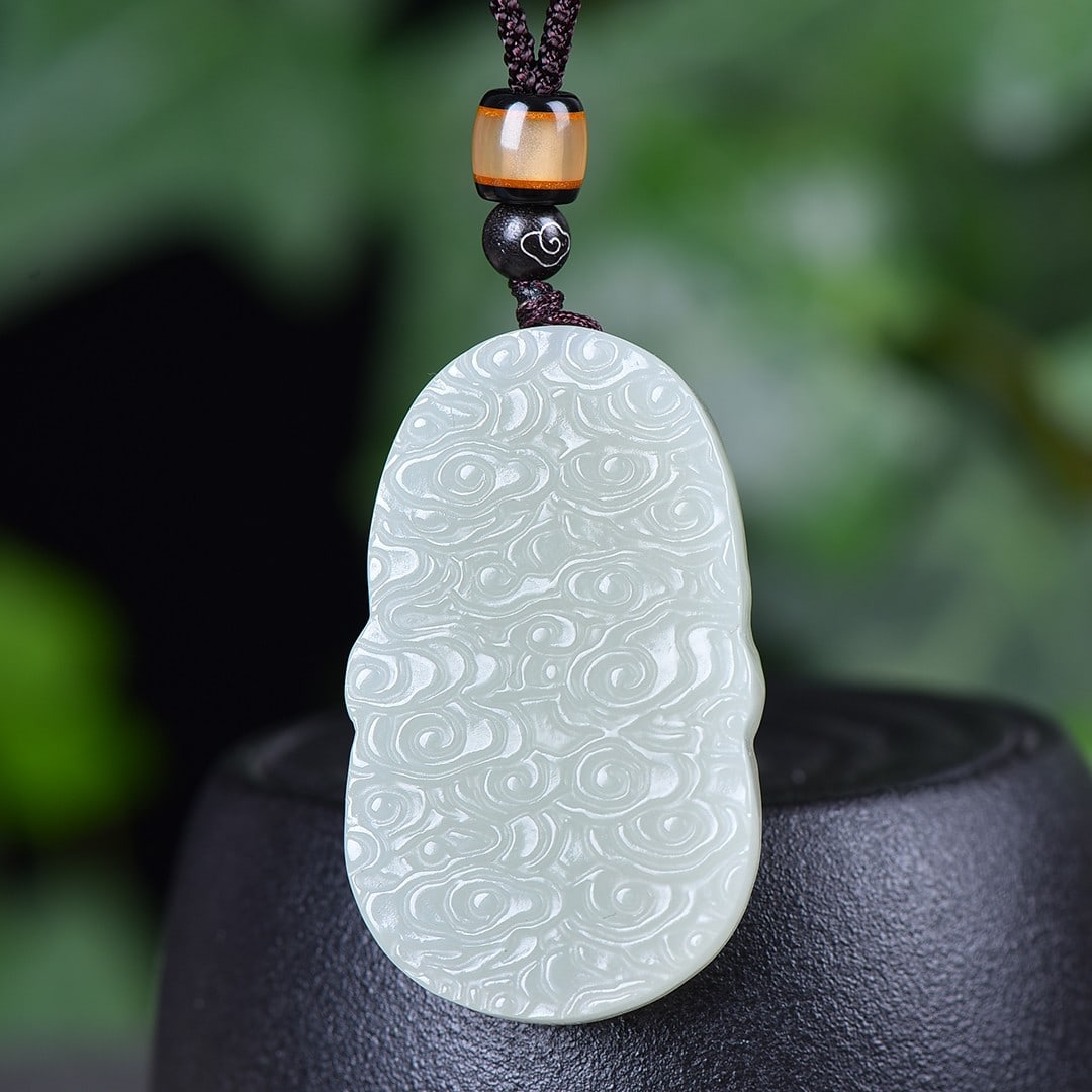 An Exquisite White Jade Dragon Pattern Pendant - 2