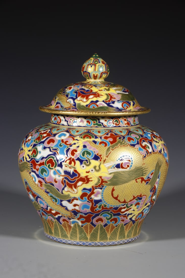 An Exquisite Enamel Auspicious Cloud and Dragon Pattern Tea Caddy,with an Imperial Poem by Emperor: An Exquisite Enamel Auspicious Cloud and Dragon Pattern Tea Caddy,with an Imperial Poem by Emperor Qianlong,Qing Dynasty,China,Qianlong Six-character Mark,Size:9.1inx4.7in 